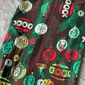 Lularoe TC2 Holiday Leggings - Ornaments